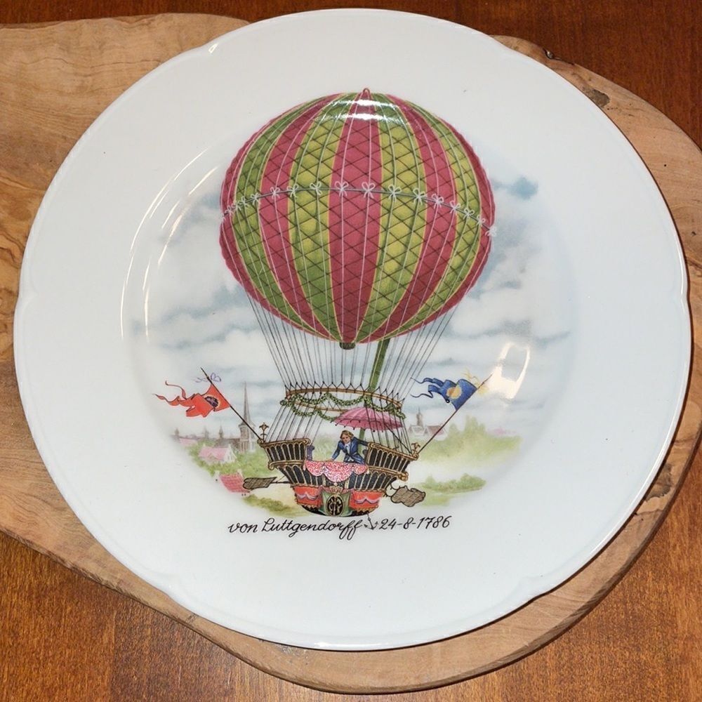 ROCHARD Limoges France Porcelain Dessert Plate / Wall Hanging